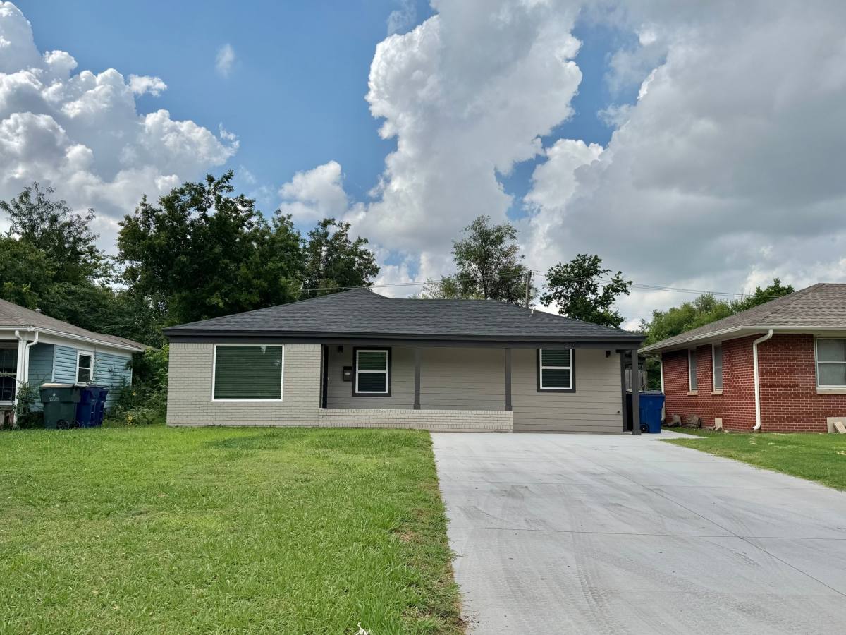House for rent at 2144 Westchester Dr, Oklahoma City, OK 73120