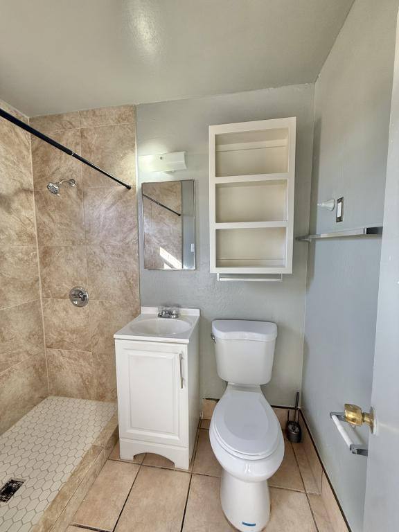 326 W 17th Place #4, Yuma, AZ 85364 - House for Rent - Image 7