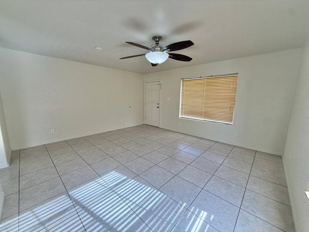 6222 E 42nd Lane, Yuma, AZ 85365 - House for Rent - Image 4