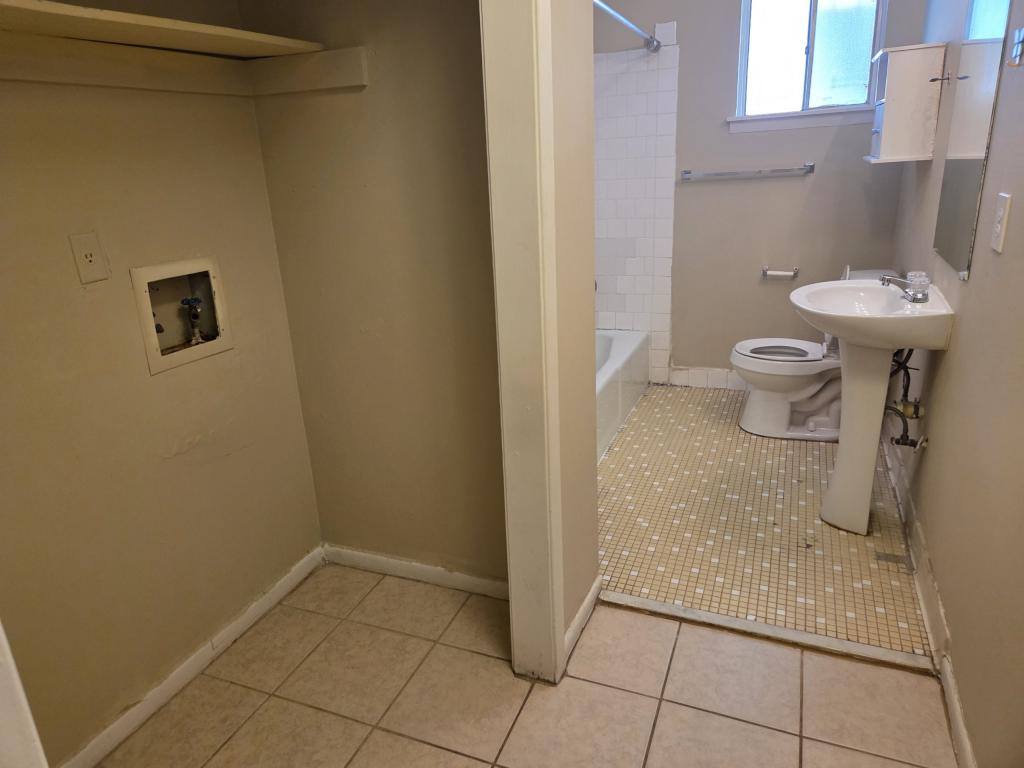 Townhouse for rent at 897 6 Oaks Circle, Norcross, GA 30093