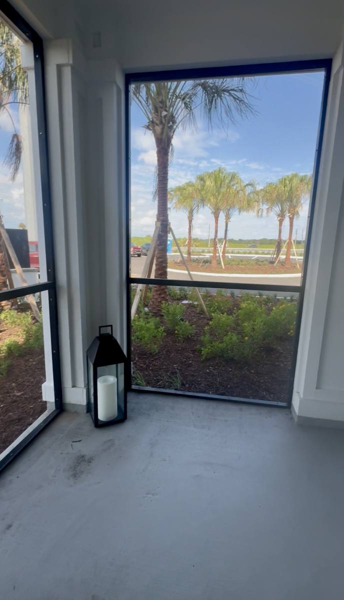 Apartment for rent at 42503 US-Highway 19 N, Tarpon Springs, FL 34689