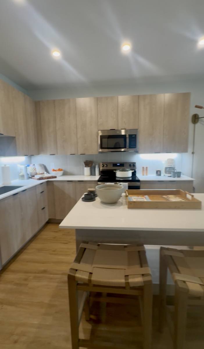 Apartment for rent at 42503 US-Highway 19 N, Tarpon Springs, FL 34689