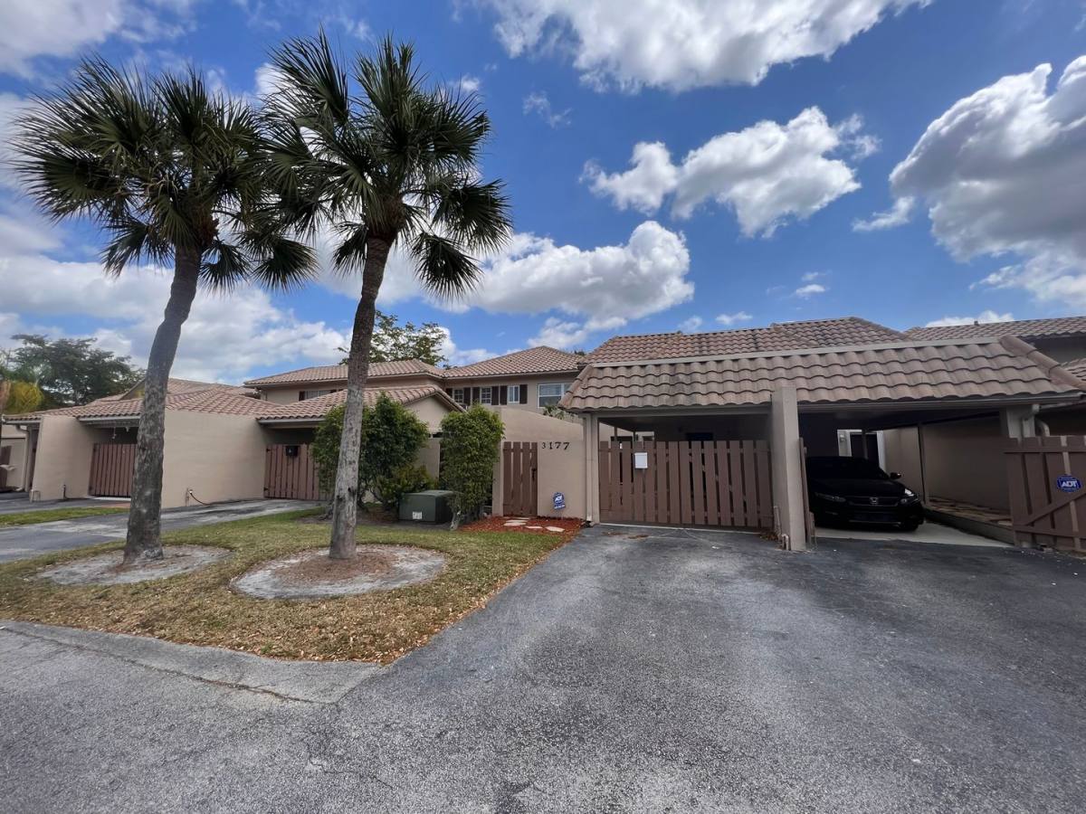 Townhouse for rent at 3177 Coral Springs Dr #125, Coral Springs, FL 33065
