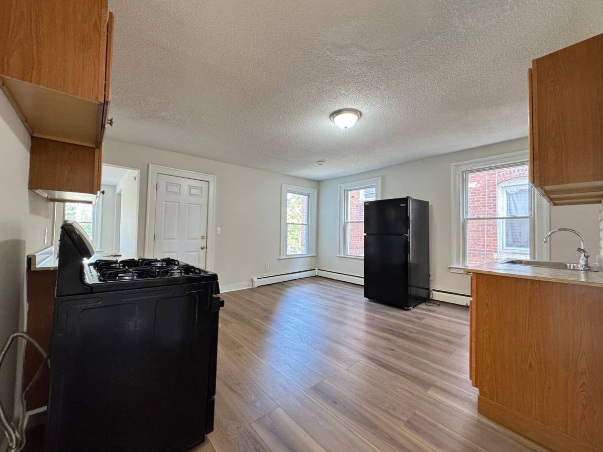 Apartment for rent at 312 Davenport Ave, New Haven, CT 06519