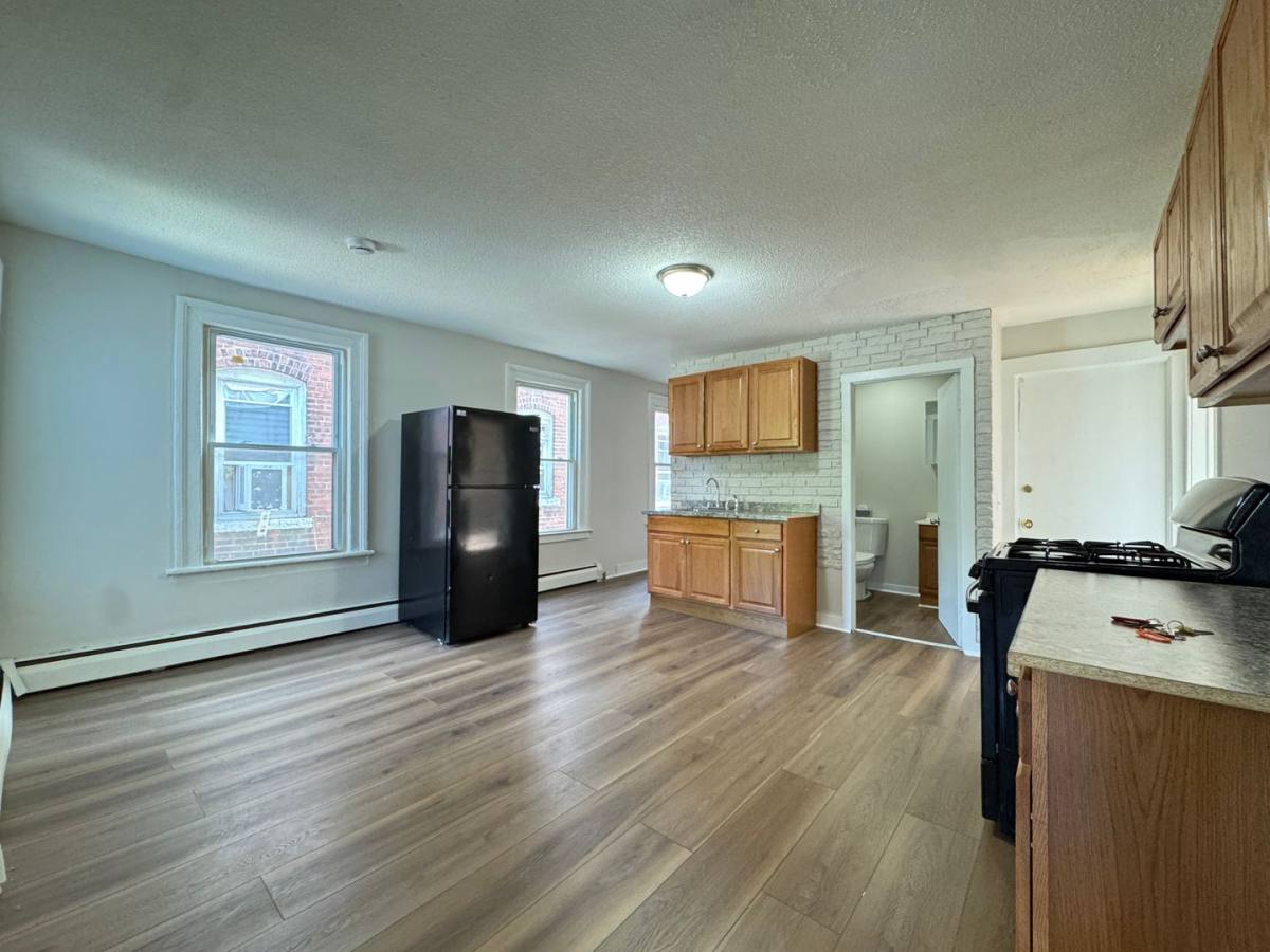 Apartment for rent at 312 Davenport Ave, New Haven, CT 06519