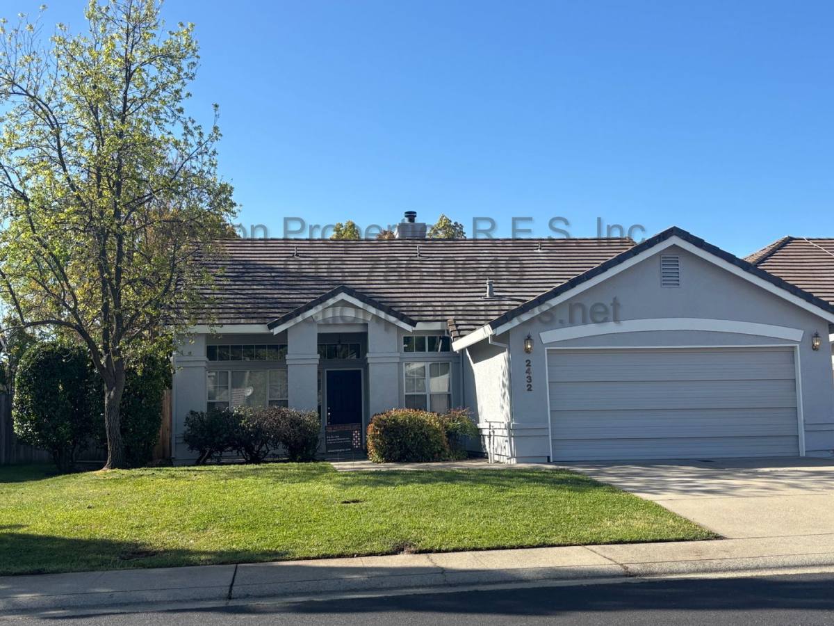 House for rent at 2432 Stefanie Dr, Rocklin, CA 95765