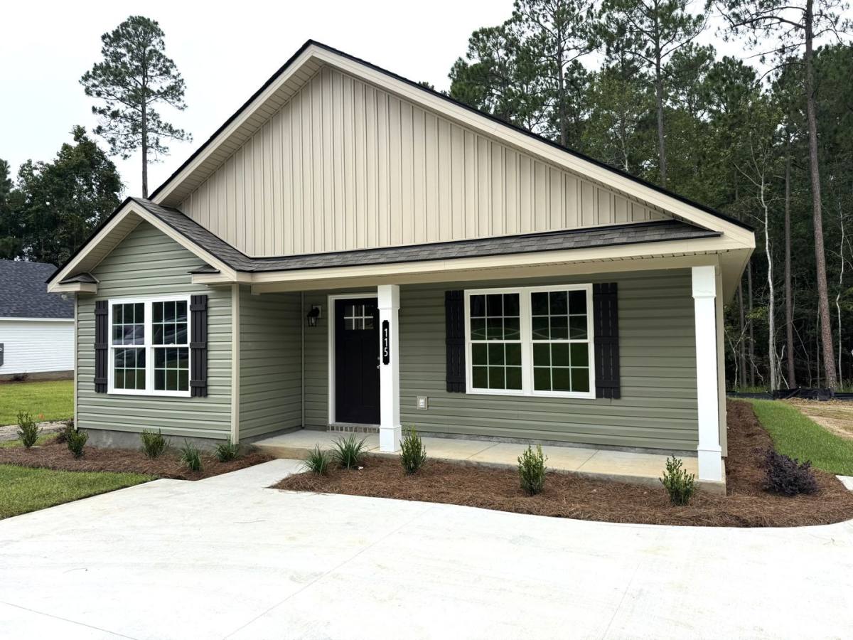 House for rent at 115 Beasley Rd, Statesboro, GA 30458