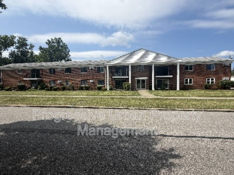 Apartment for rent at 6400 Kingsdale Blvd, Cleveland, OH 44130