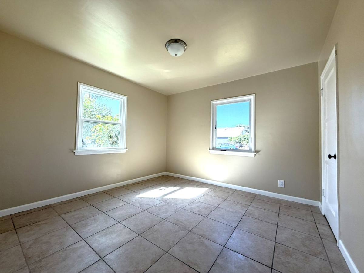 House for rent at 1266 Hill St, Oxnard, CA 93033