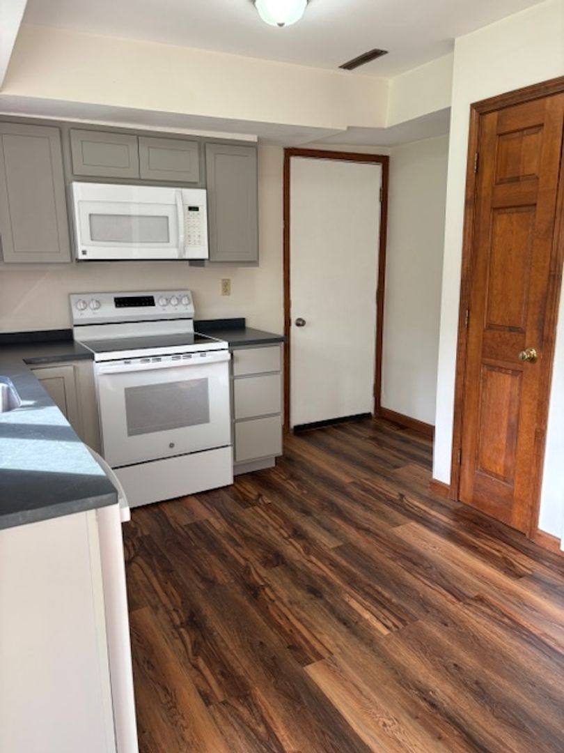 Apartment for rent at 4666-68 Troop K Rd, Manlius, NY 13104