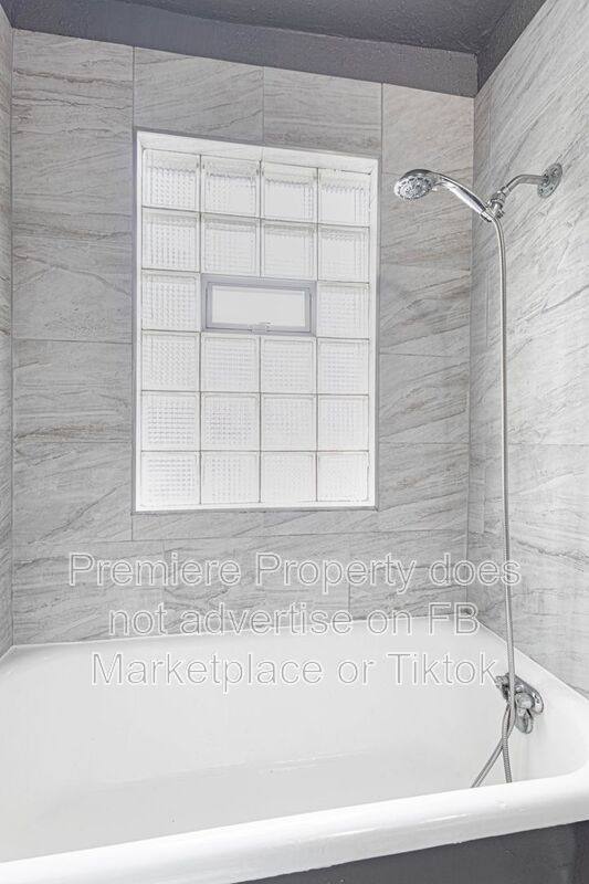 Apartment for rent at 2830 Harrison St #2S, Kansas City, MO 64109