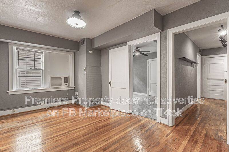Apartment for rent at 2830 Harrison St #2S, Kansas City, MO 64109