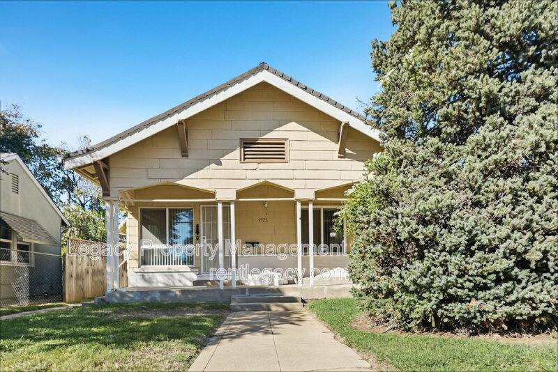 Apartment for rent at 4925 11th Ave, Sacramento, CA 95820