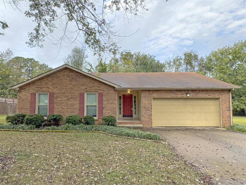 House for rent at 2202 Kim Dr, Clarksville, TN 37043