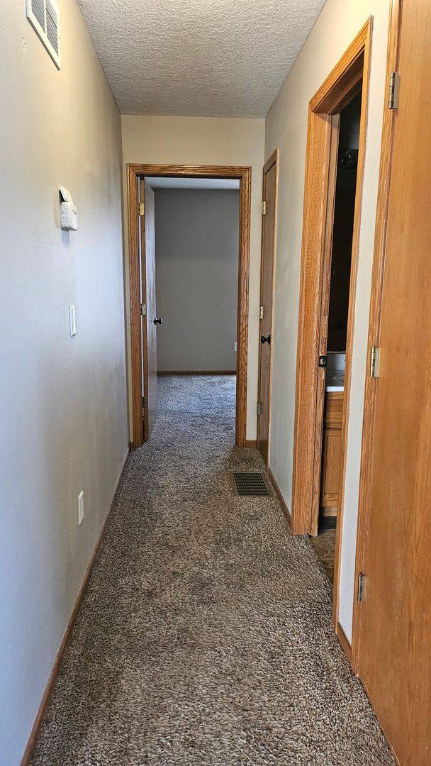 House for rent at 1714 11th St, Des Moines, IA 50314