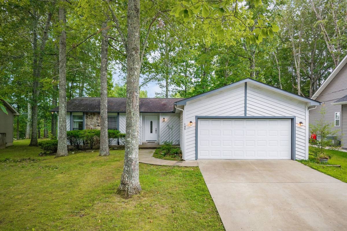 House for rent at 145 Anglewood Dr, Crossville, TN 38558
