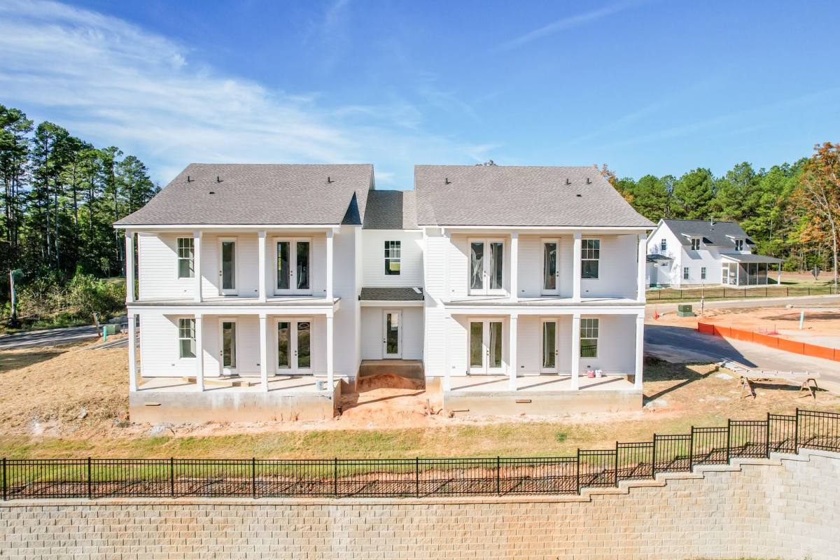 Townhouse for rent at 3437 Southern Way, Oxford, MS 38655