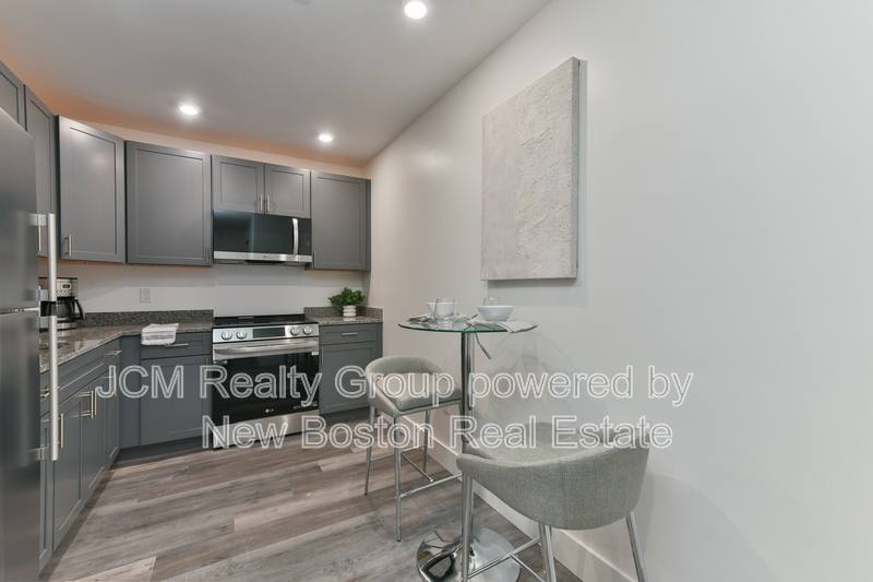 Apartment for rent at 585 Essex St #U-420 4th Floor, Lynn, MA 01902