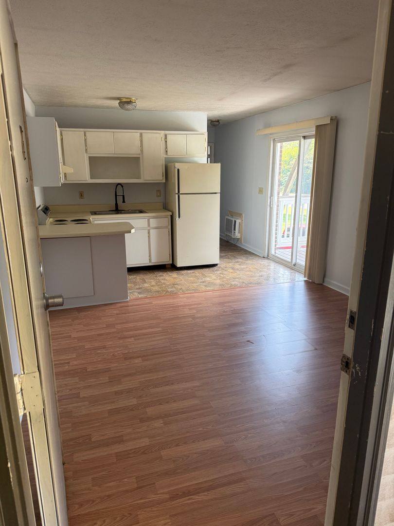 Apartment for rent at 499 N Hawkins St, Rogersville, TN 37857