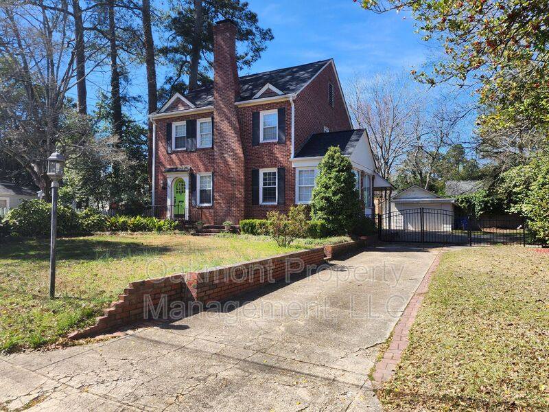 House for rent at 105 Peachtree St, Fayetteville, NC 28305