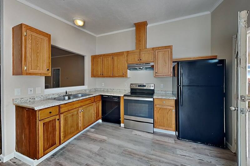 House for rent at 13753 Biggs St, Dallas, TX 75253