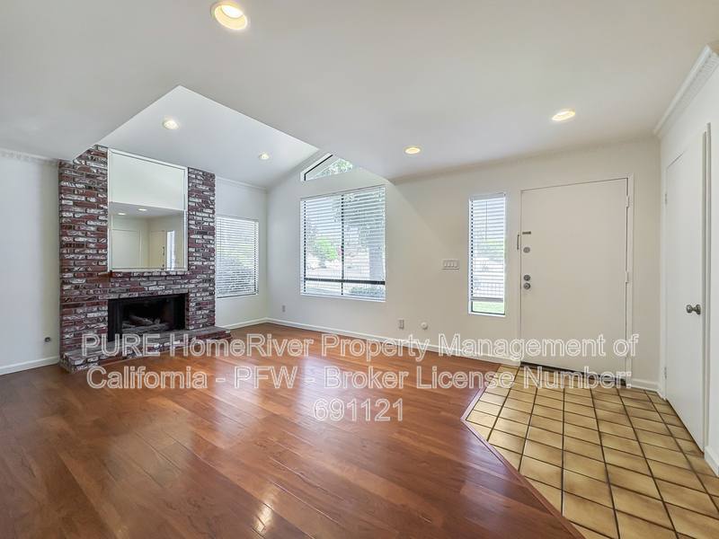 Townhouse for rent at 6865 Valley Circle Blvd #5, West Hills, CA 91307