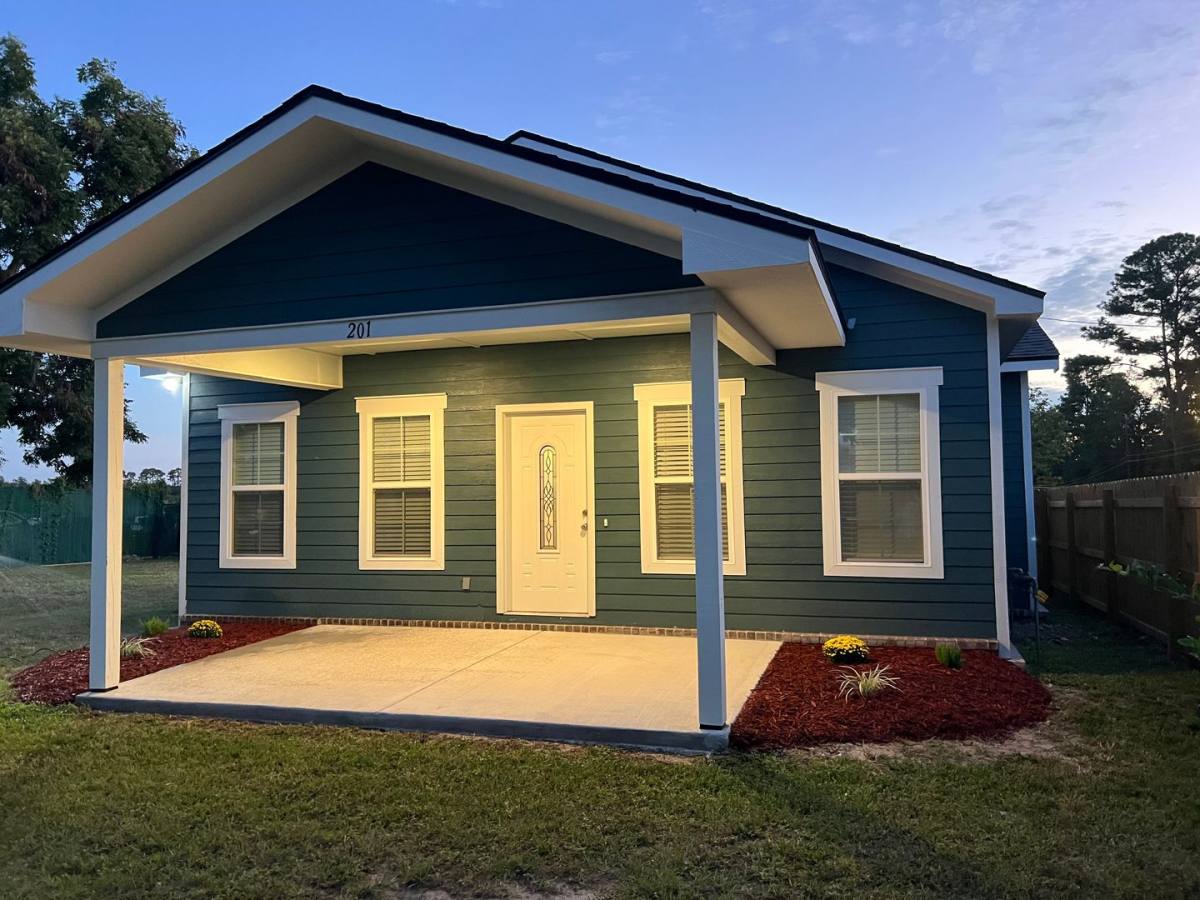 House for rent at 201 Smith Ave, Valdosta, GA 31601