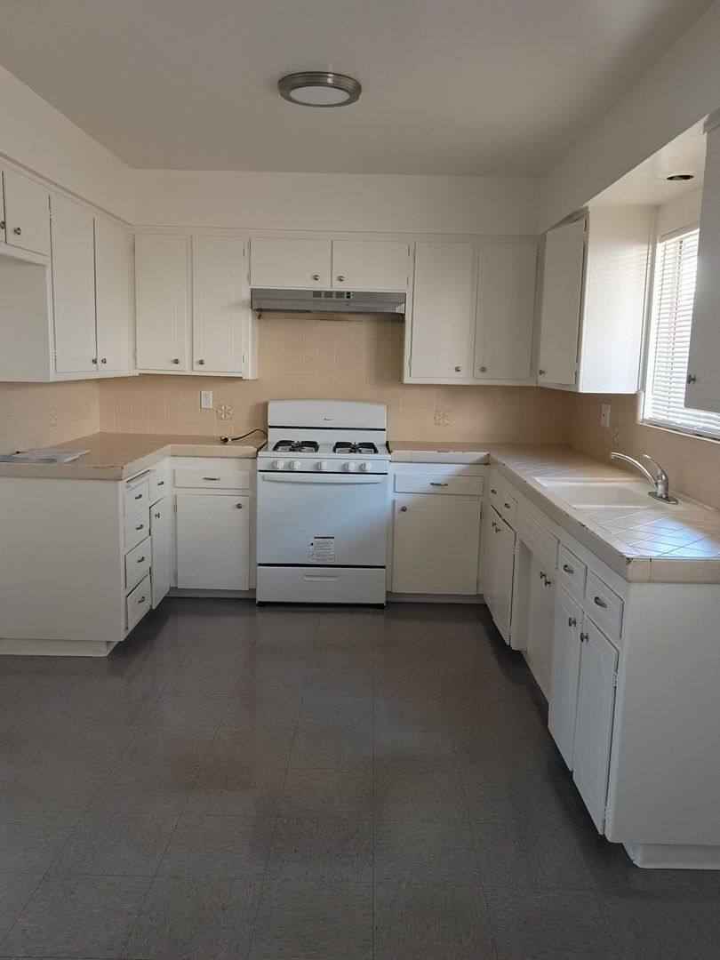 Apartment for rent at 8190 Wheeler Ave, Fontana, CA 92335