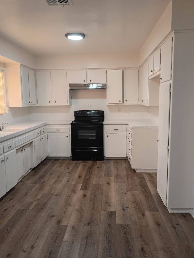Apartment for rent at 8190 Wheeler Ave, Fontana, CA 92335