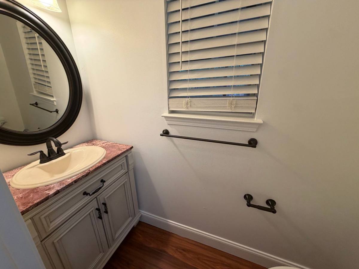 House for rent at 9469 Carnes Crossing Cr, Jonesboro, GA 30236