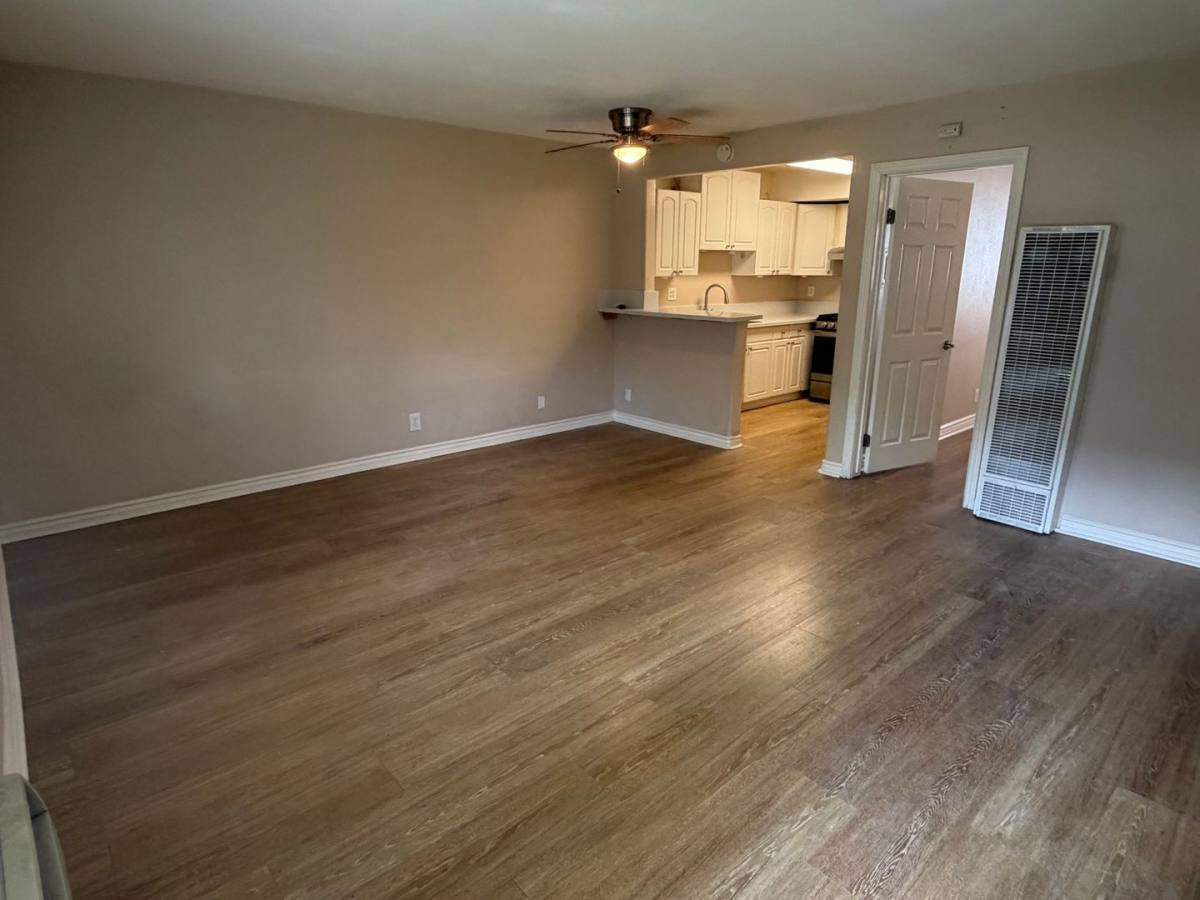 Apartment for rent at 2119 E Westport Dr, Anaheim, CA 92806