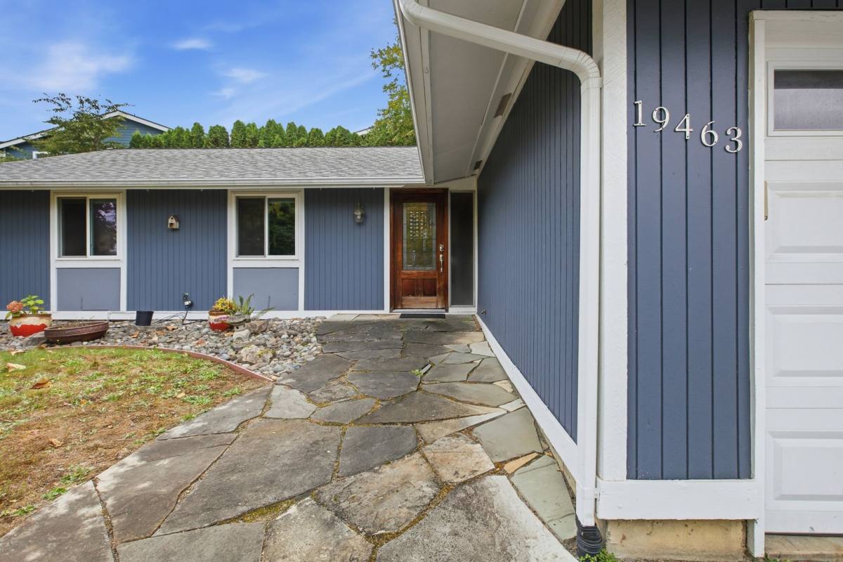 House for rent at 19463 122nd Place SE, Kent, WA 98031