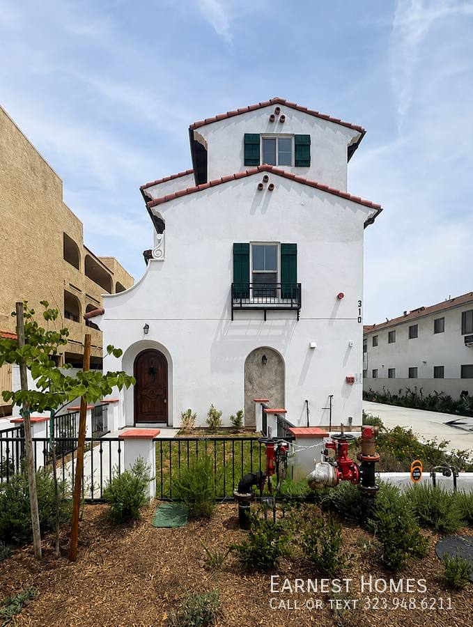 Apartment for rent at 310 N 3rd St #A, Alhambra, CA 91801