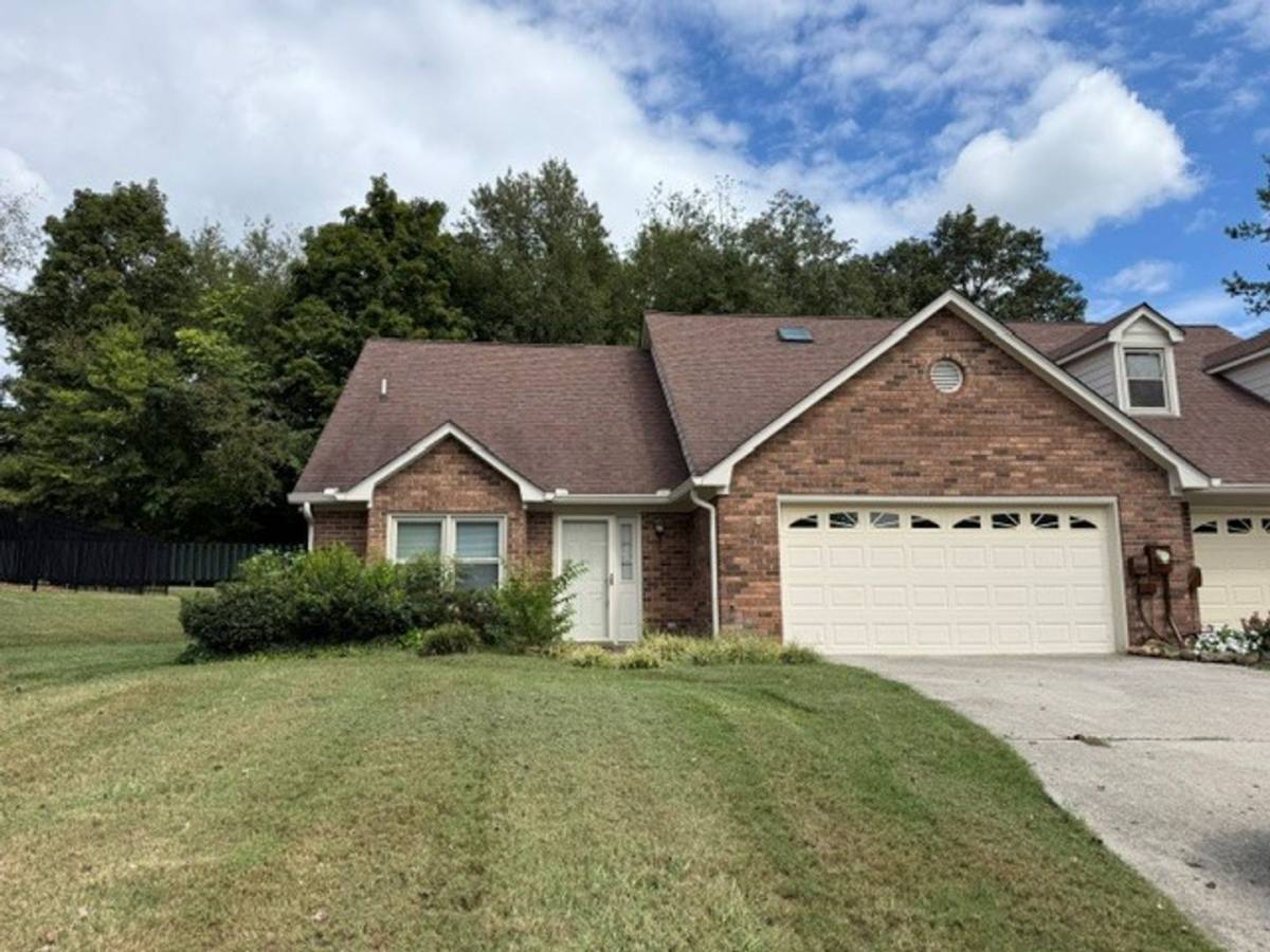 Townhouse for rent at 720 Landing Lane, Farragut, TN 37934