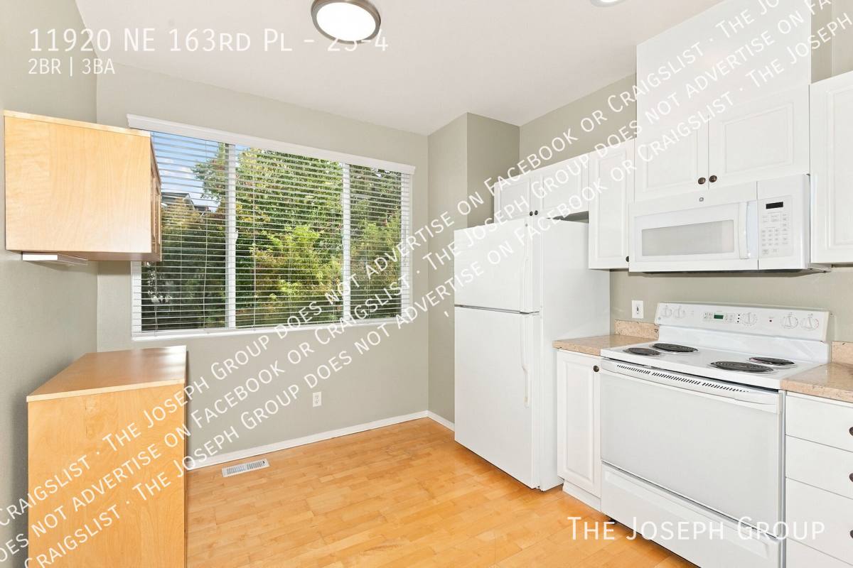 Apartment for rent at 11920 NE 163rd Place #23-4, Bothell, WA 98011