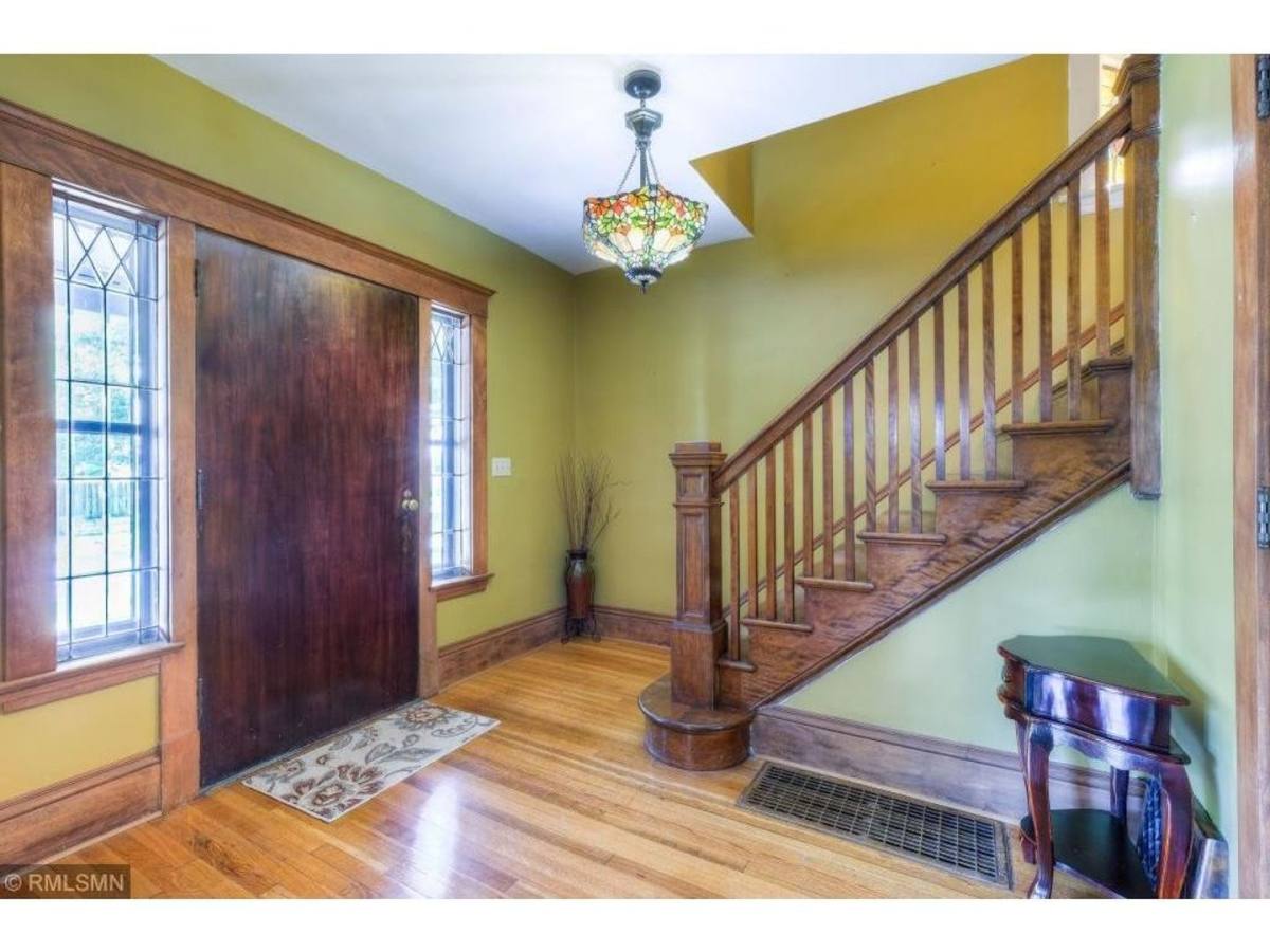 House for rent at 1654 Van Buren Ave, St. Paul, MN 55104