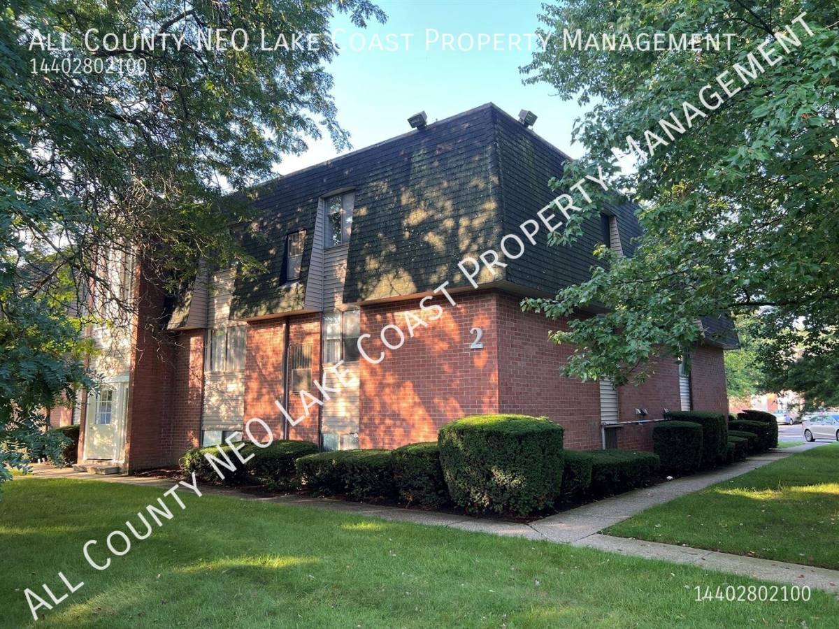 Condo for rent at 216 Moore Rd #2L, Avon Lake, OH 44012