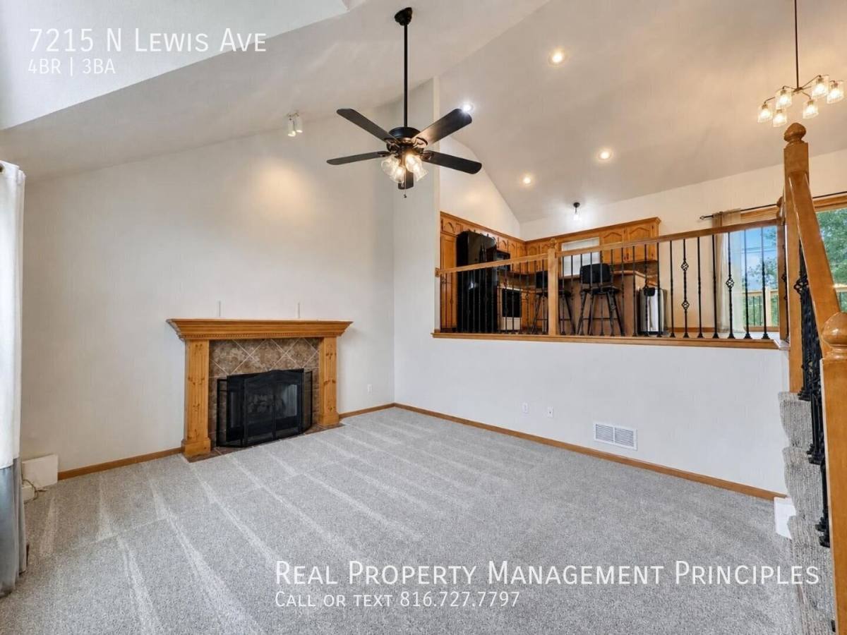 House for rent at 7215 N Lewis Ave, Kansas City, MO 64158