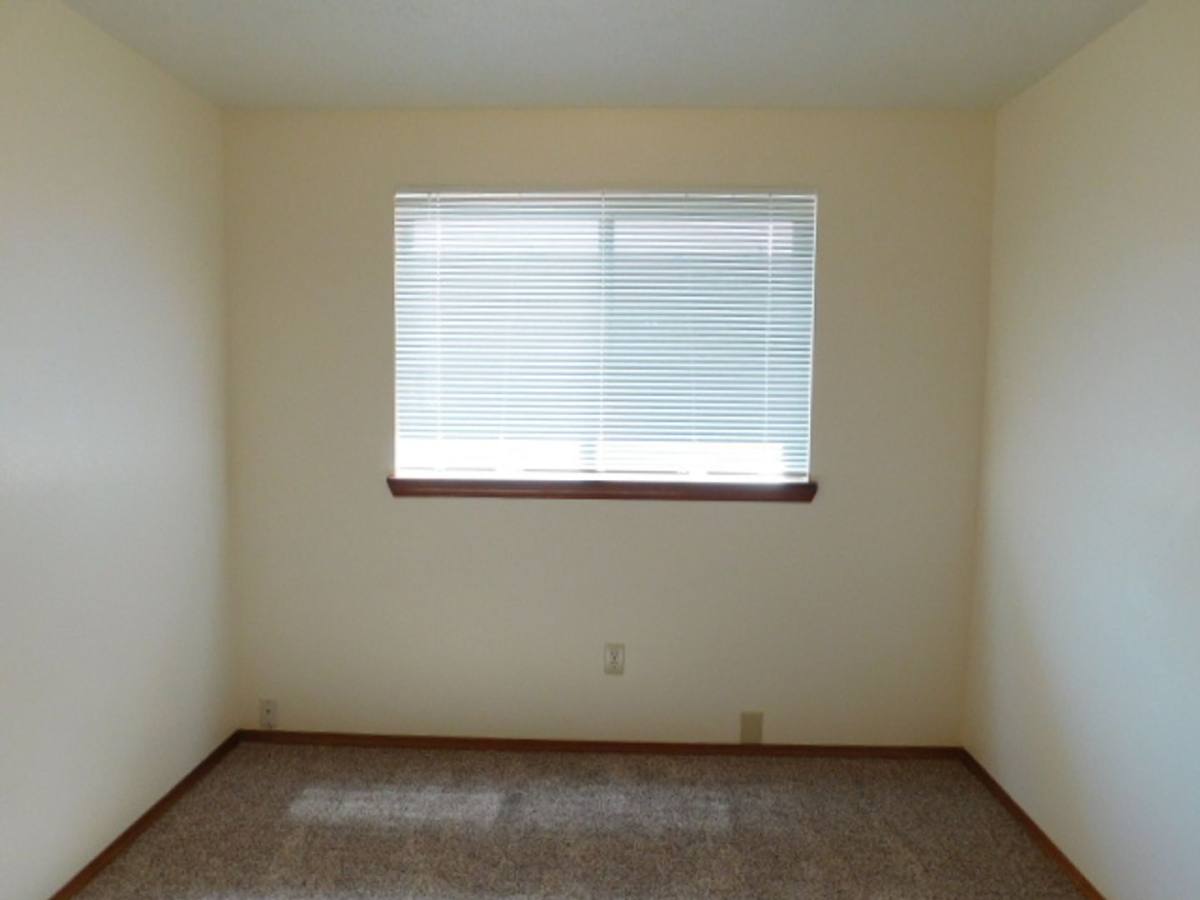 Apartment for rent at 1520 & 1522 Jay Court, Stayton, OR 97383