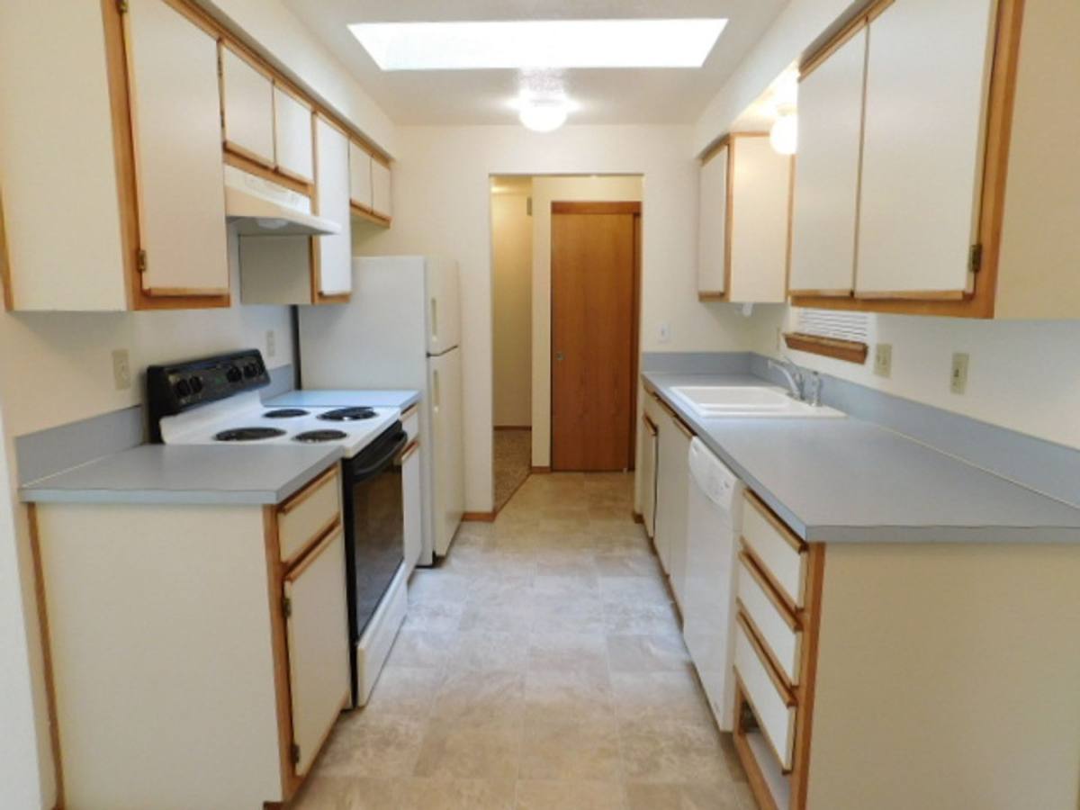 Apartment for rent at 1520 & 1522 Jay Court, Stayton, OR 97383