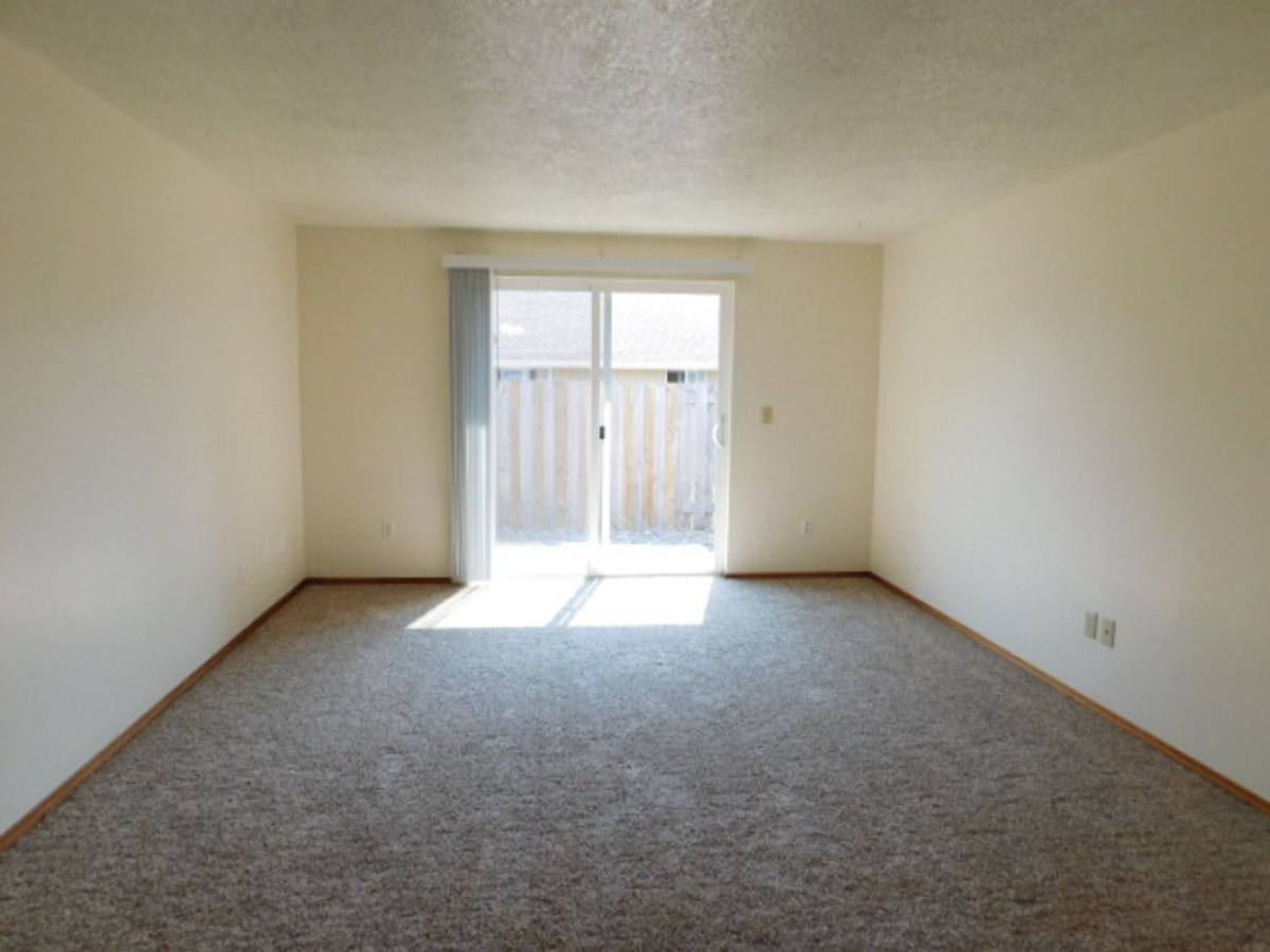 Apartment for rent at 1520 & 1522 Jay Court, Stayton, OR 97383