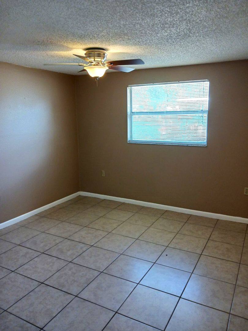 Apartment for rent at 1511 Swordbill Dr, Holiday, FL 34690