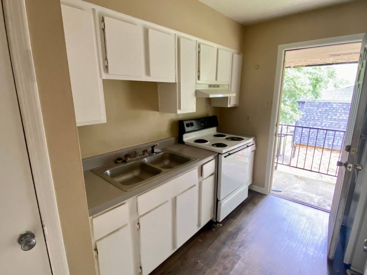 Apartment for rent at 501-529 Hillsboro St, Martin, TN 38237