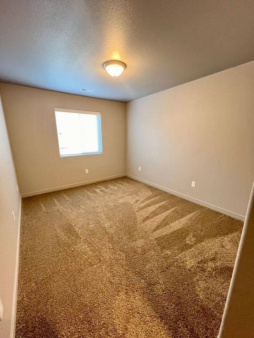 Apartment for rent at 311 F St NE, Quincy, WA 98848
