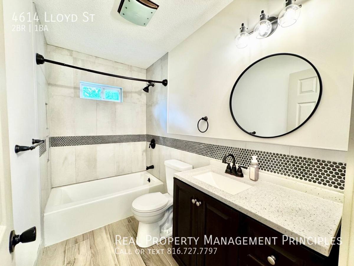 House for rent at 4614 Lloyd St, Kansas City, KS 66103