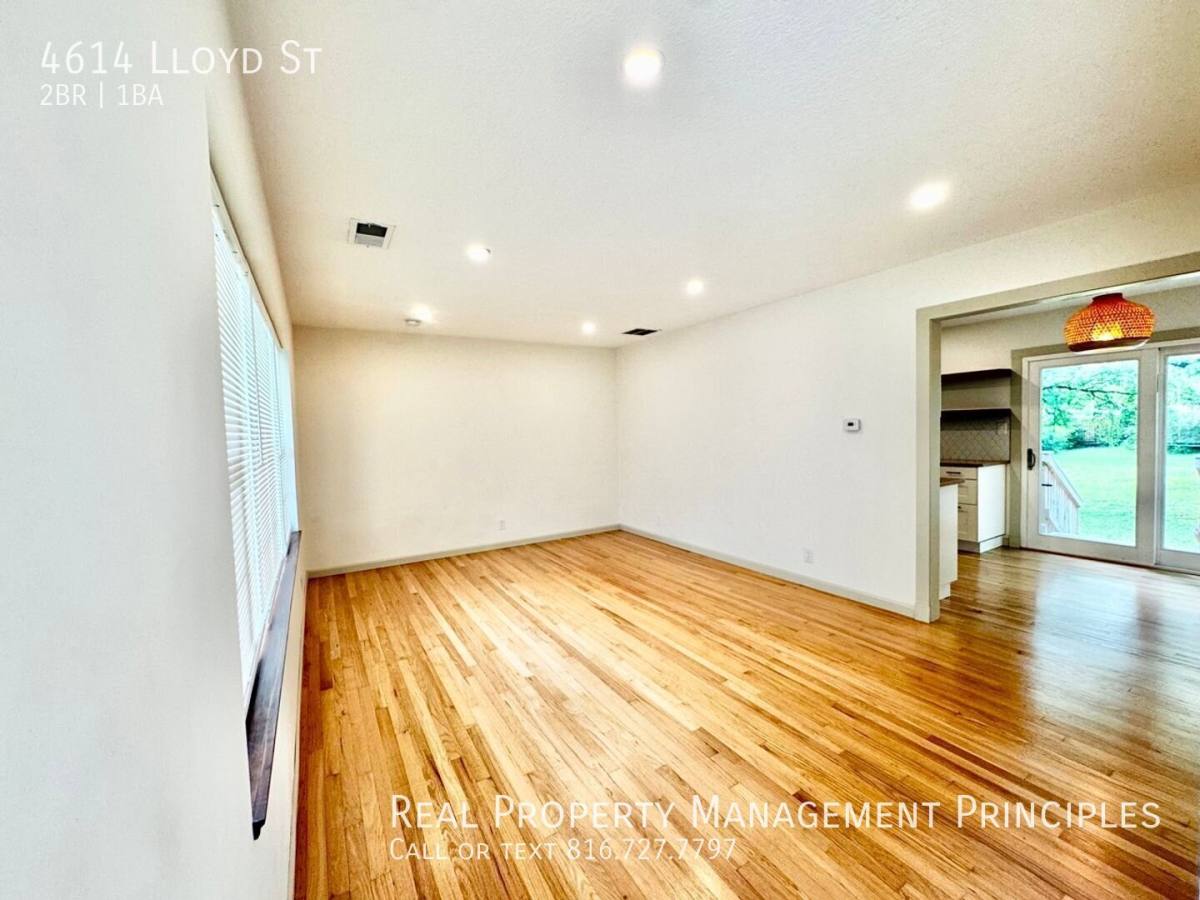 House for rent at 4614 Lloyd St, Kansas City, KS 66103