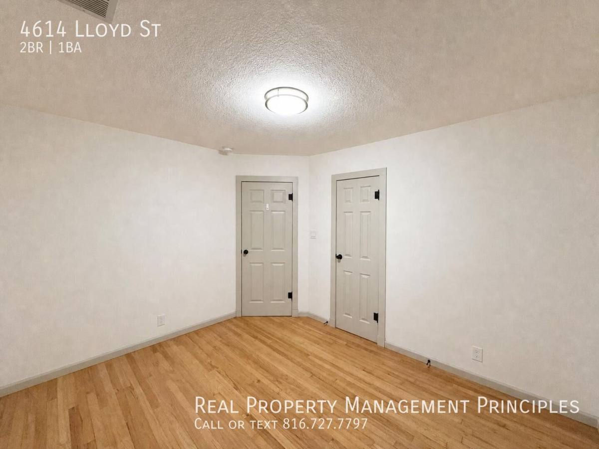 House for rent at 4614 Lloyd St, Kansas City, KS 66103