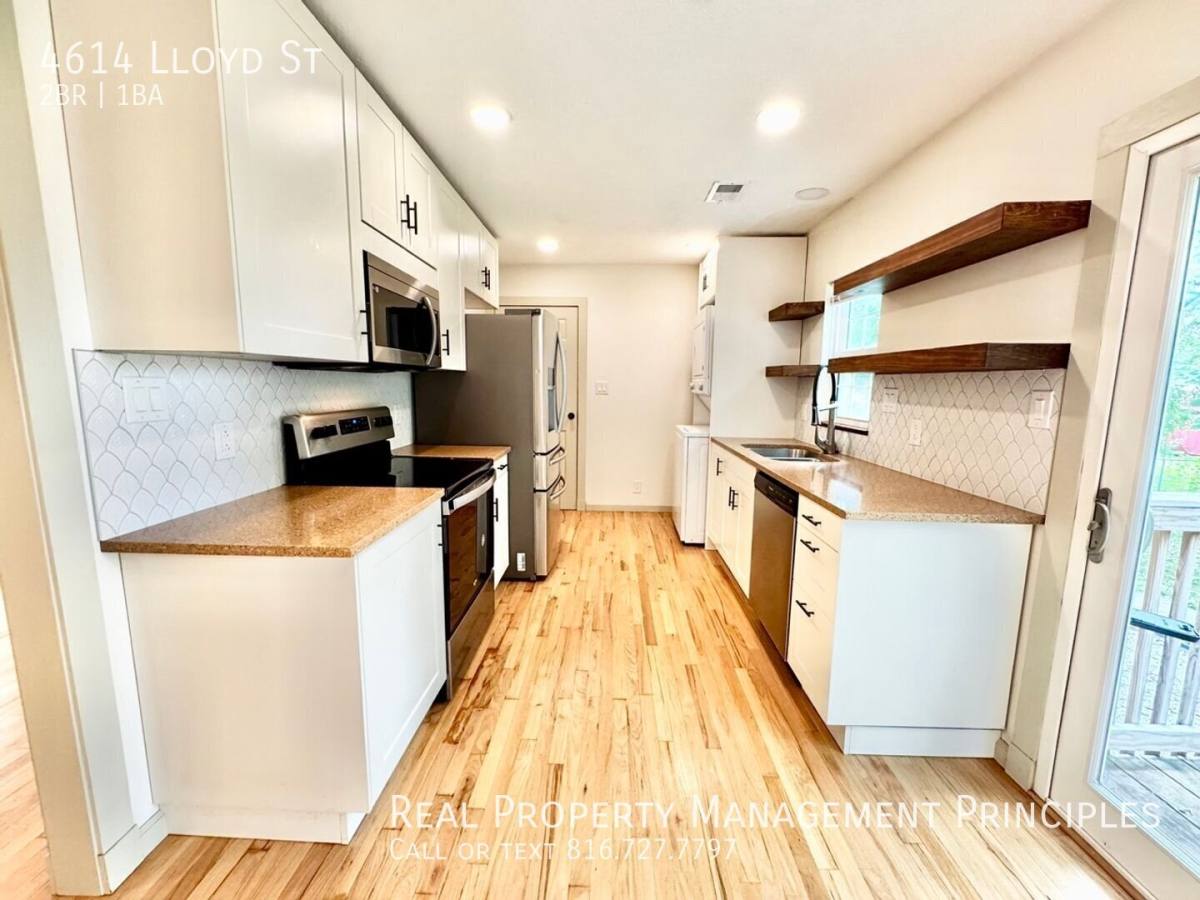 House for rent at 4614 Lloyd St, Kansas City, KS 66103