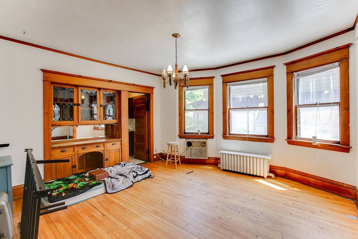 Apartment for rent at 1649-51 Minnehaha Ave W, St. Paul, MN 55104
