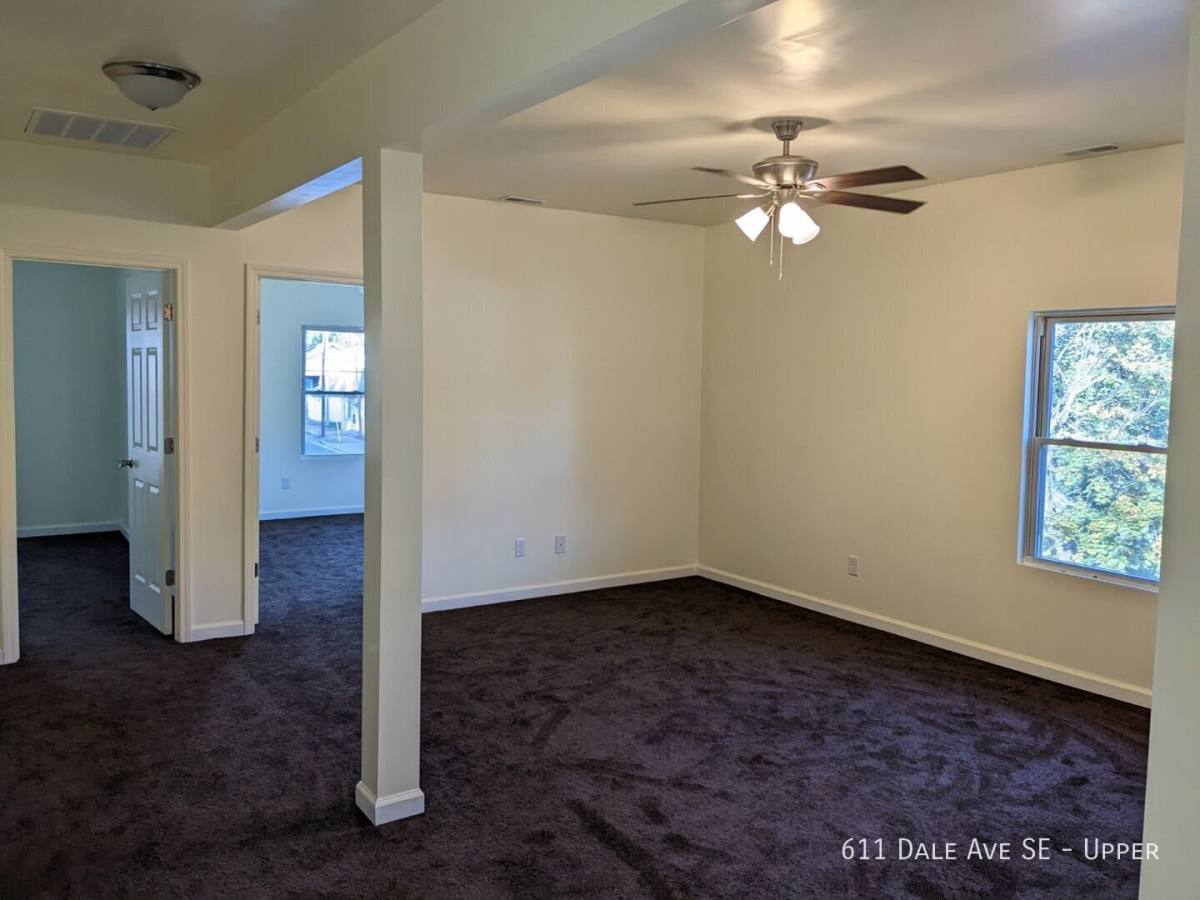 Apartment for rent at 611 Dale Ave SE, Roanoke, VA 24013